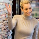 Optique recrute une Vendeuse sur Wifak Témara